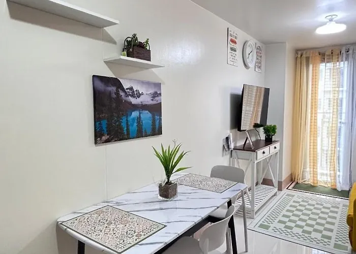 Отель Chevlex Casa Near Mall Of